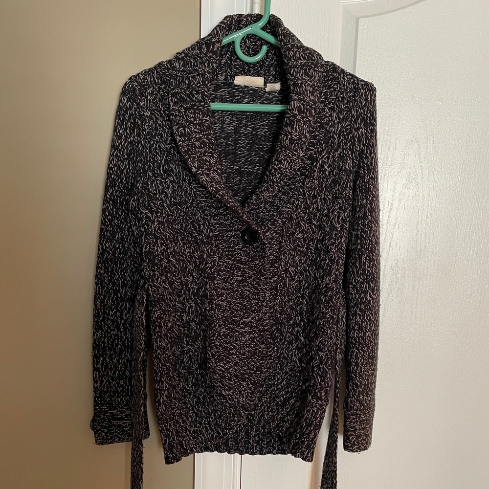 DKNY Jeans Women’s Chunky Knit Cardigan Sweater w/Button and Tie Closure.